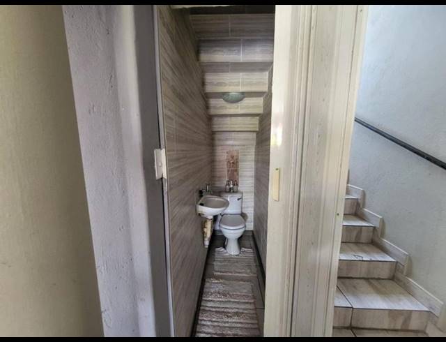 4 BEDROOM HOUSE FOR SALE IN TLHABANE WEST